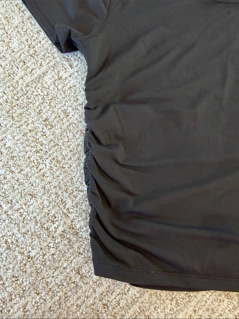 Lululemon Black Short Sleeve Ruched Tee - Picture 3 of 5